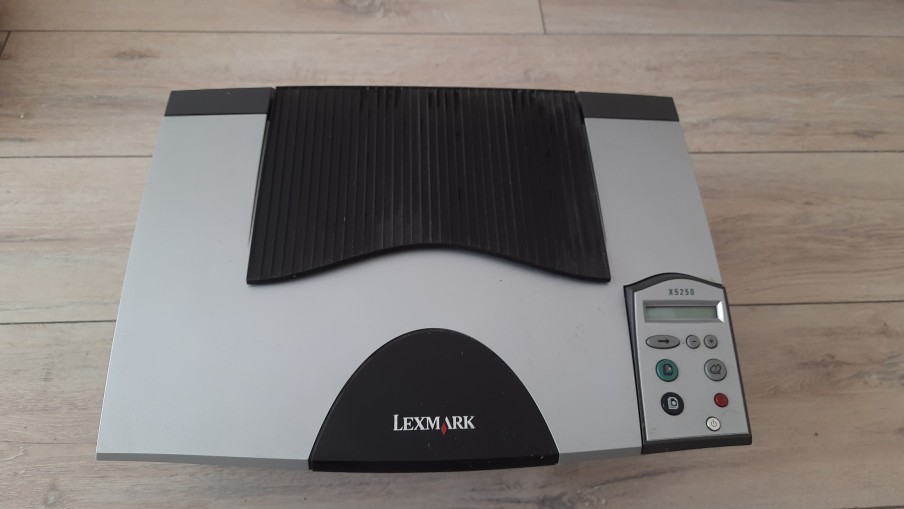 Продам принтер МФУ Lexmark X5250 - изображение 1